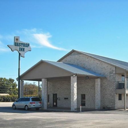 Bastrop Inn Экстерьер фото